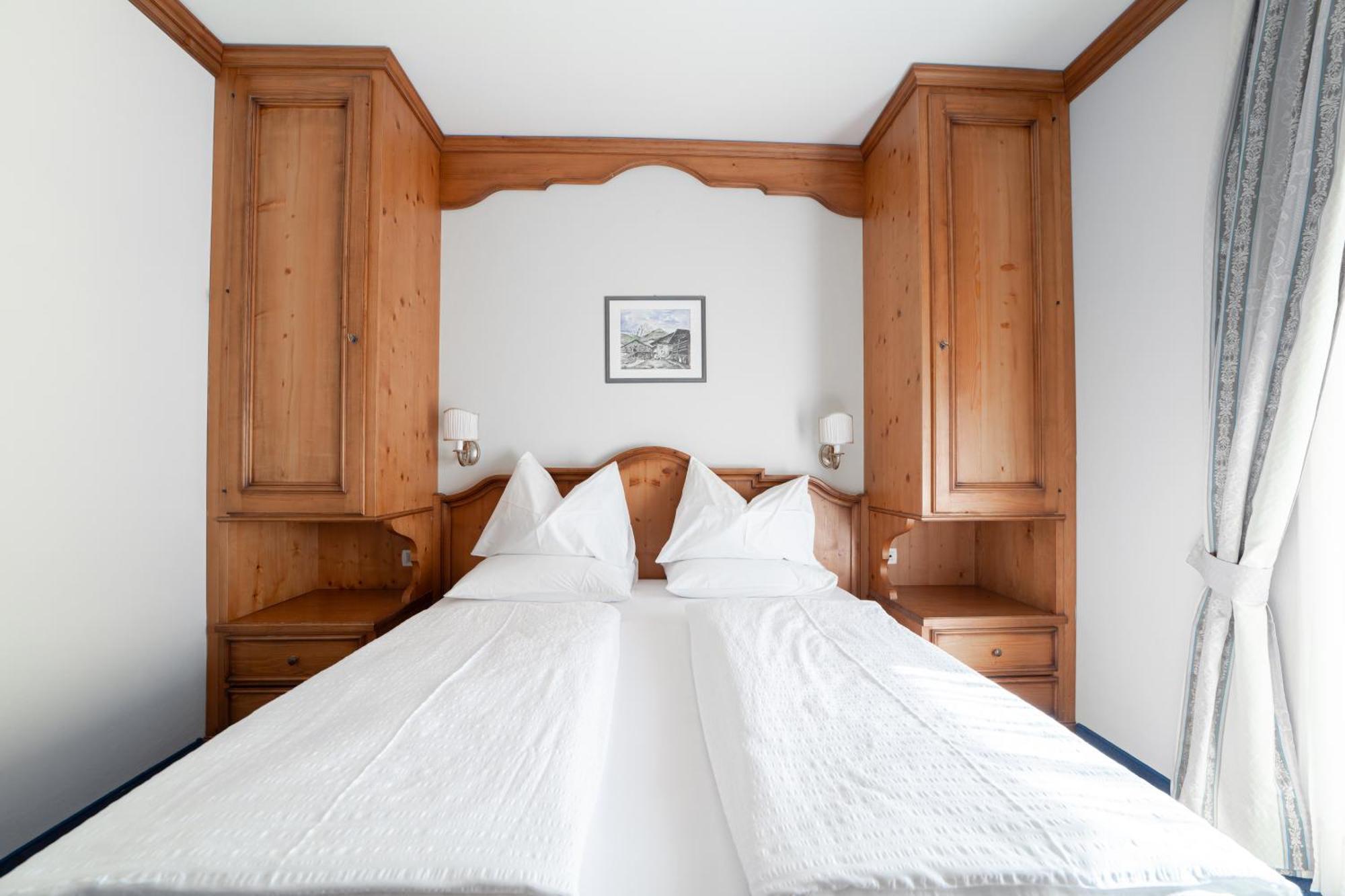 Hotel Europa Dolomites Selva di Val Gardena Bagian luar foto